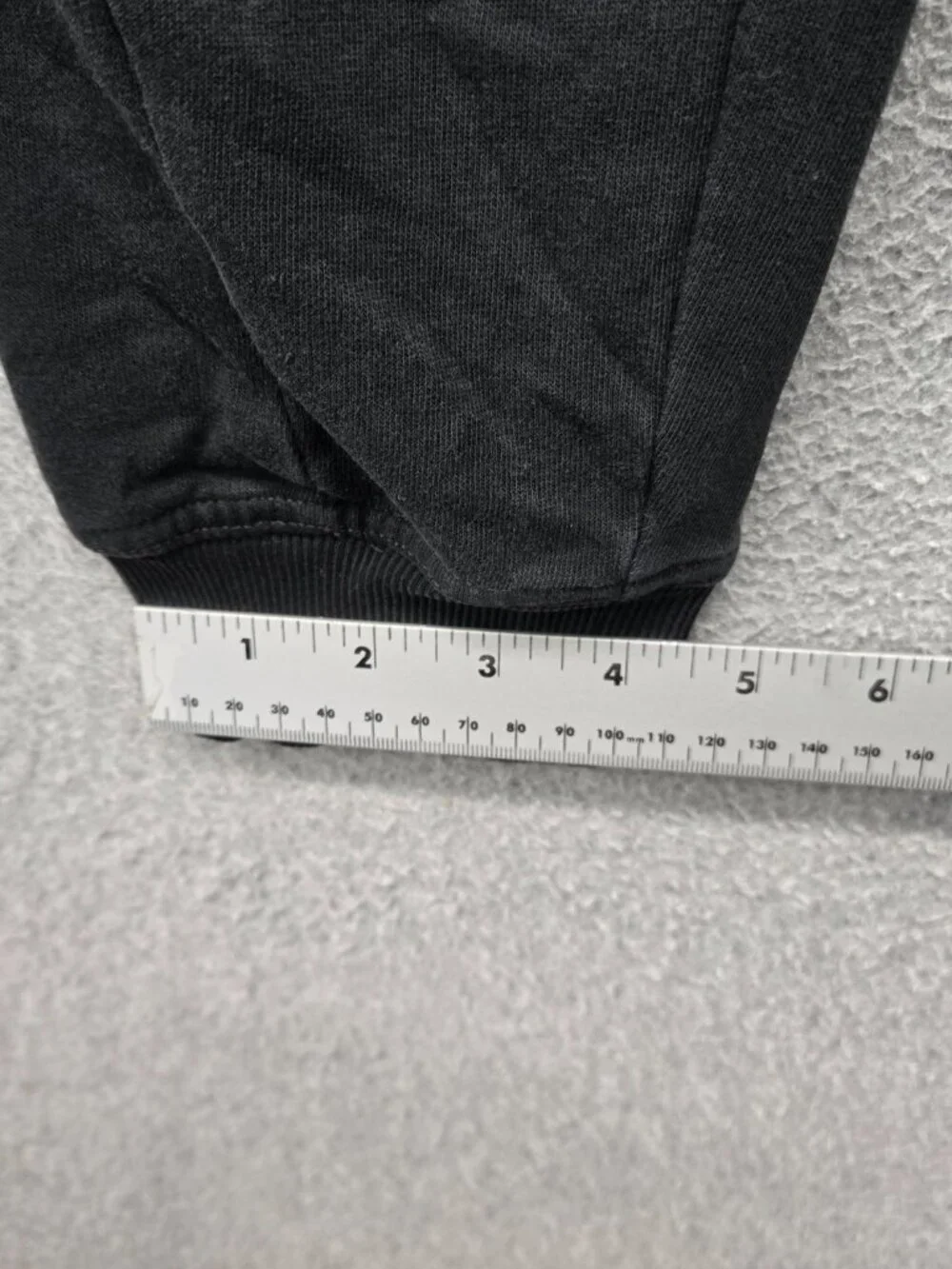 Gymshark Men Activewear Pants M Black Joggers Logo Drawstring 26